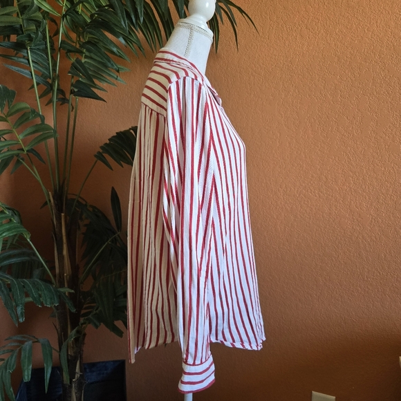 3/$25 Liz Claiborne Striped Summer Coastal Button Down Red White XL Shirt Beach - Picture 3 of 10